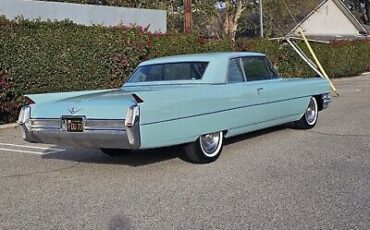 Cadillac-62-Coupe-1964-26