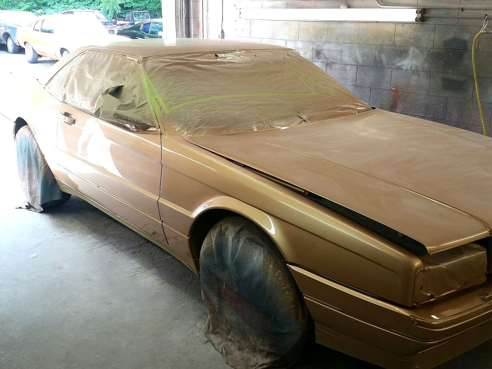 Cadillac-Allante-1987-Gold-Gold-116780-12