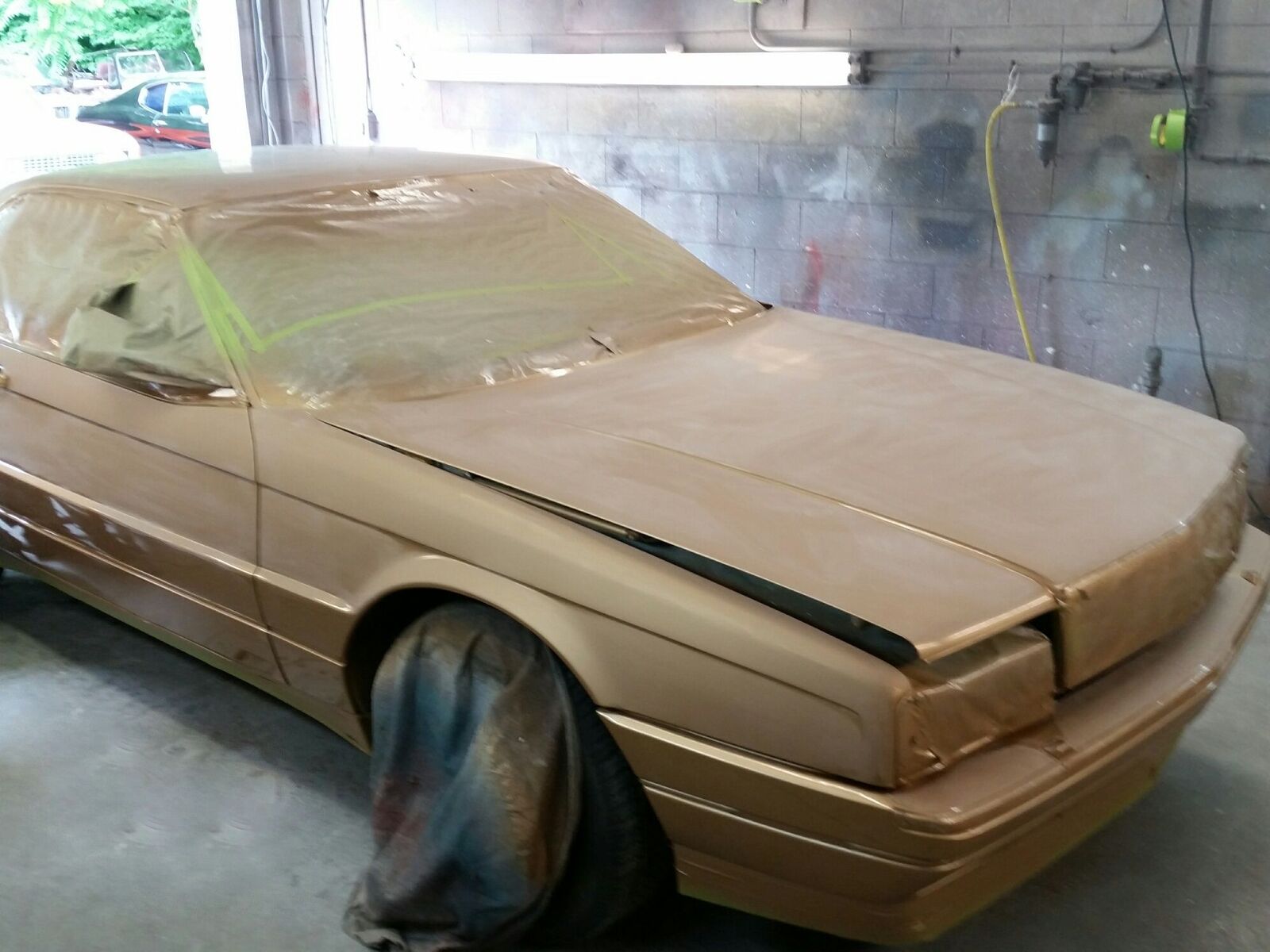 Cadillac-Allante-1987-Gold-Gold-116780-7