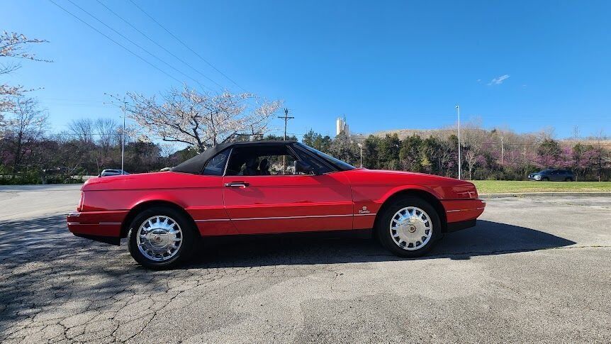 Cadillac-Allante-1991-106217-22