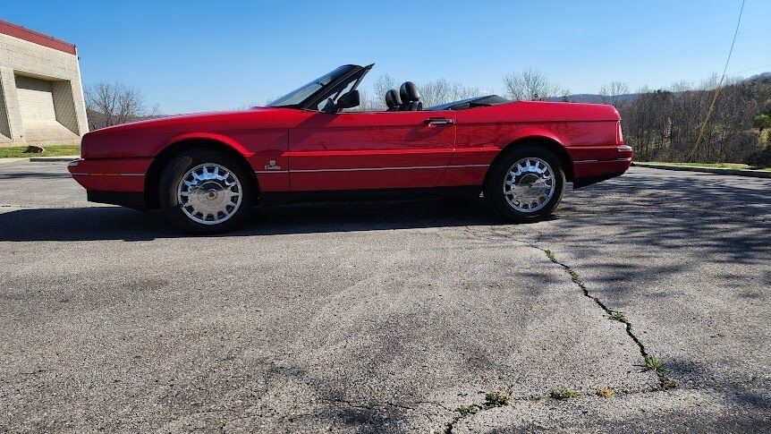 Cadillac-Allante-1991-106217-8