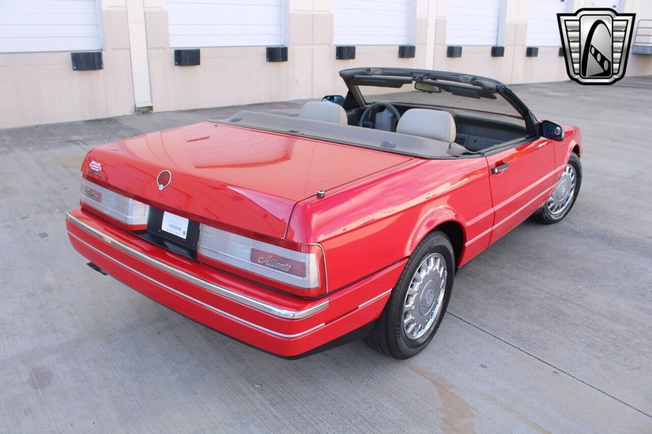 Cadillac-Allante-1993-27