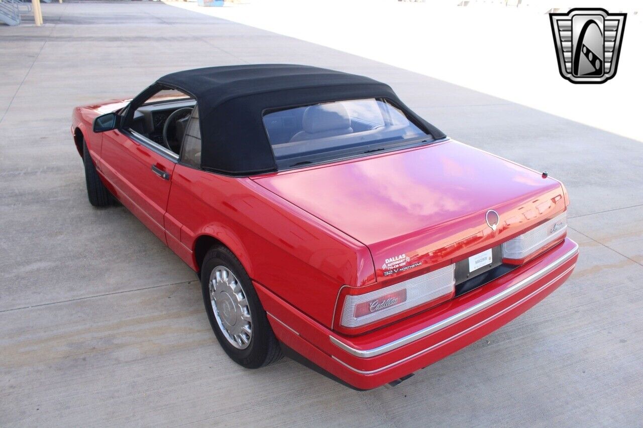 Cadillac-Allante-1993-39