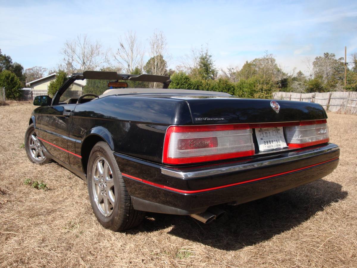 Cadillac-Allante-1993-black-115872-4