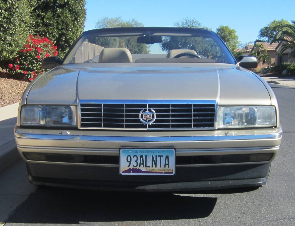 Cadillac-Allante-1993-custom-95756-11