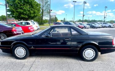 Cadillac-Allante-Cabriolet-1988-Black-Red-93147-4