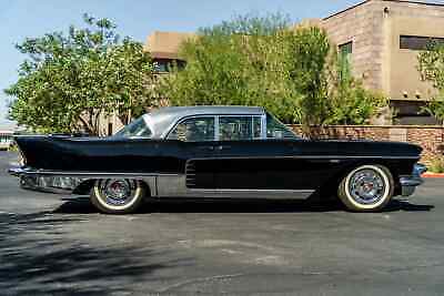 Cadillac-Brougham-Berline-1957-Black-Gray-75639-5