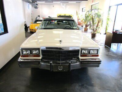 Cadillac-Brougham-Berline-1989-12