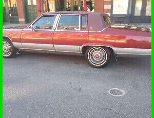 Cadillac Brougham Berline 1991