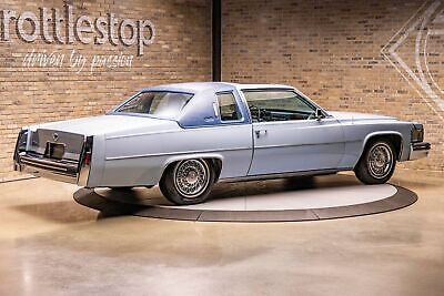 Cadillac-Coupe-DeVille-Coupe-1978-Blue-Blue-82921-6