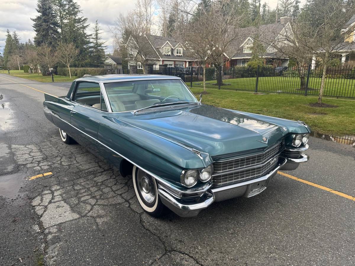 Cadillac-Coupe-deville-1963-3