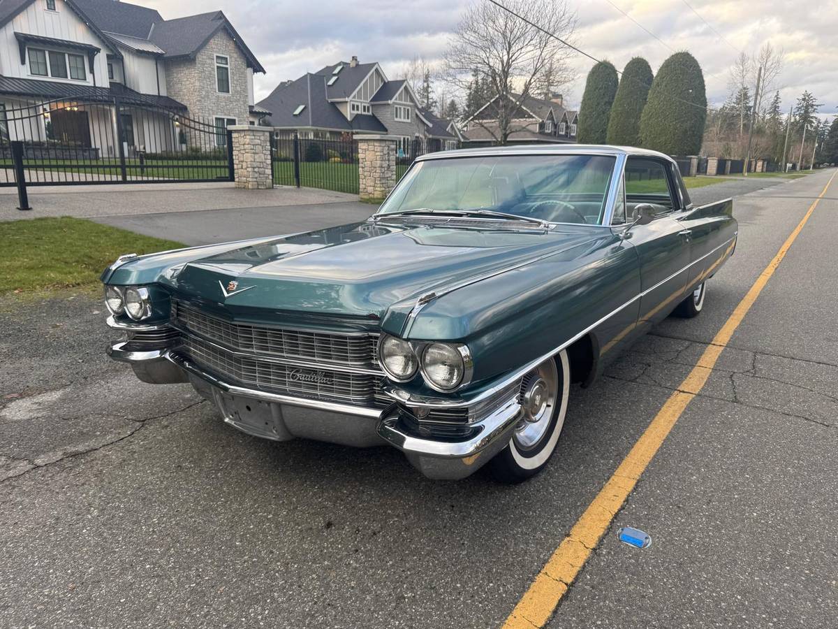 Cadillac-Coupe-deville-1963