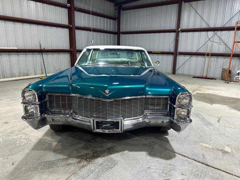 Cadillac-Coupe-deville-1965-1