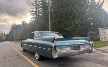 Cadillac-DeVille-1963-12