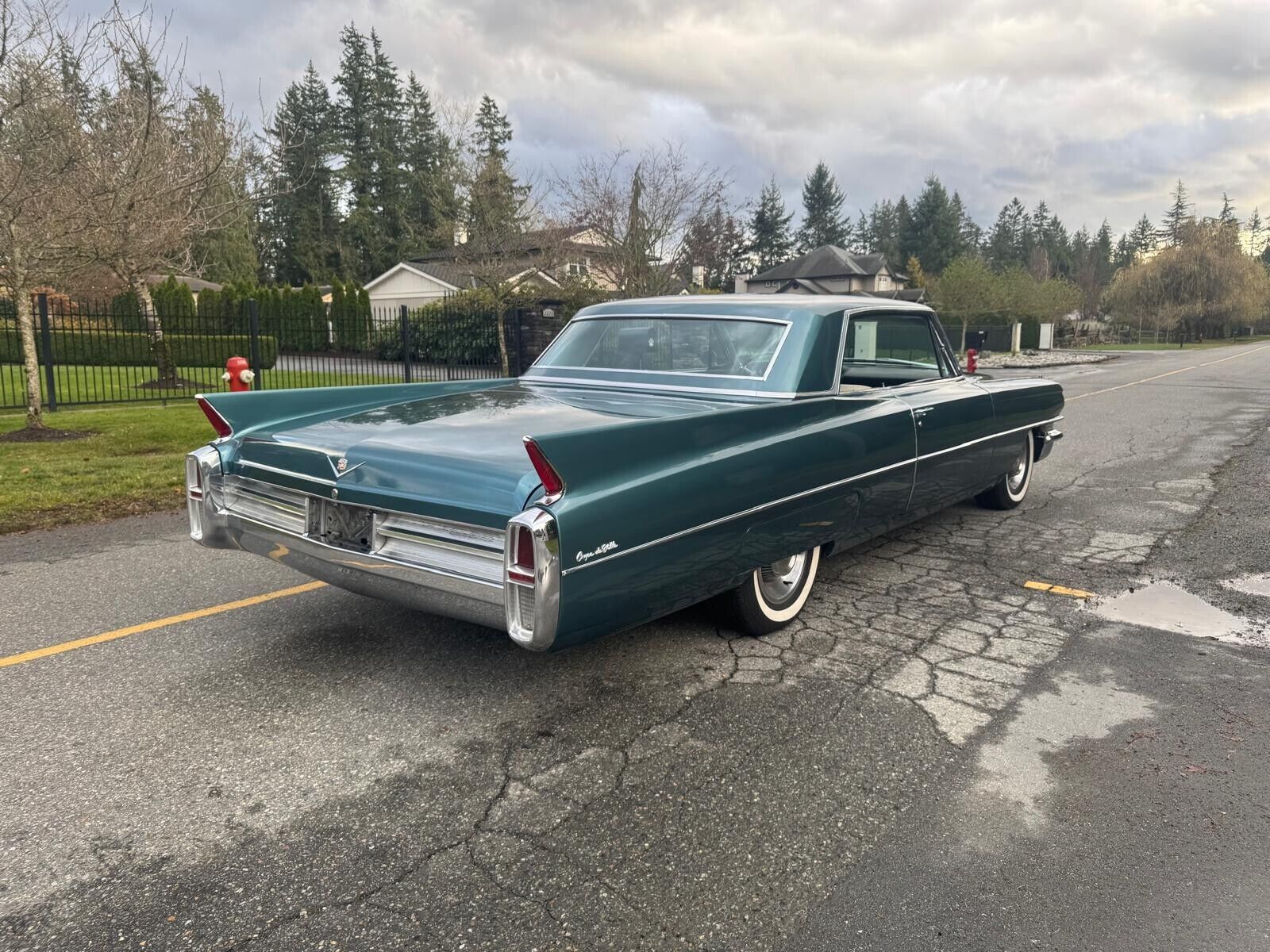 Cadillac-DeVille-1963-14