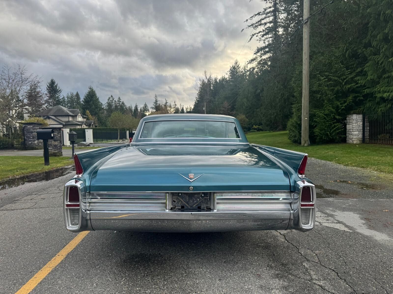 Cadillac-DeVille-1963-18