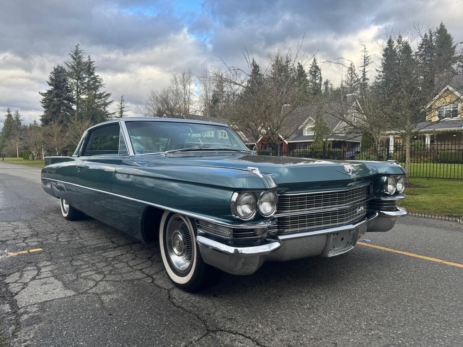 Cadillac-DeVille-1963-2