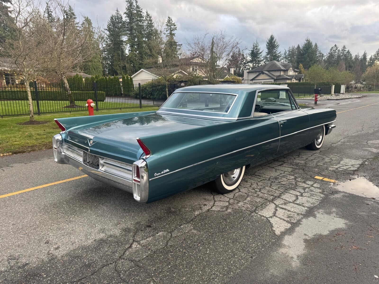 Cadillac-DeVille-1963-4