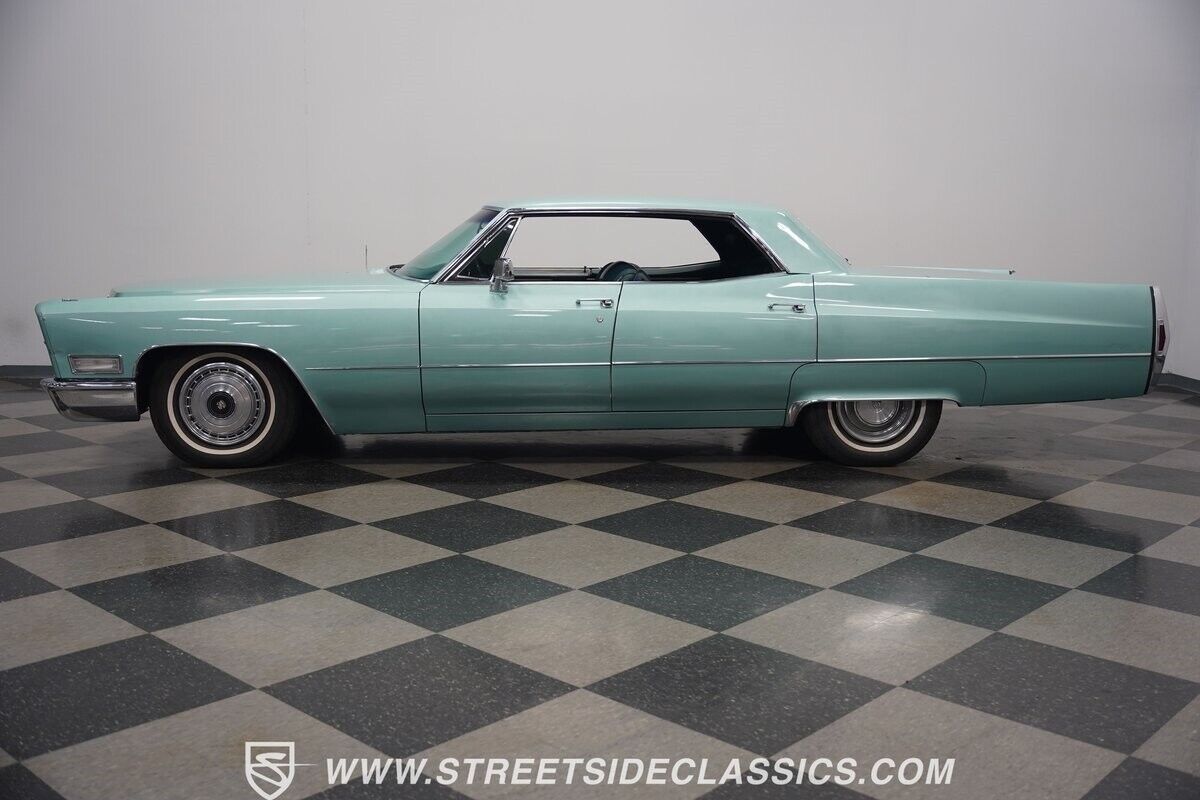 Cadillac-DeVille-1968-Green-Green-63577-8