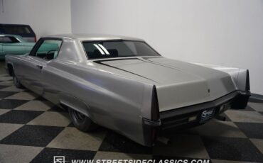 Cadillac-DeVille-1970-11