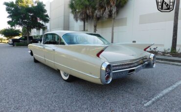 Cadillac-DeVille-Berline-1960-Beaumont-Beige-Persian-sand-76560-10