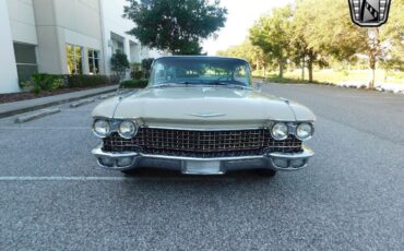 Cadillac-DeVille-Berline-1960-Beaumont-Beige-Persian-sand-76560-2