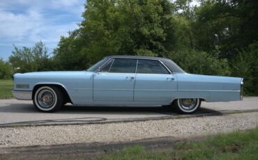 Cadillac-DeVille-Berline-1966-Blue-Blue-110163-3