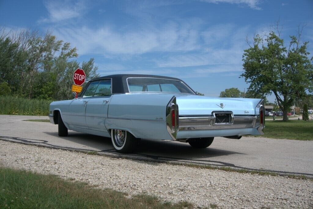 Cadillac-DeVille-Berline-1966-Blue-Blue-110163-5