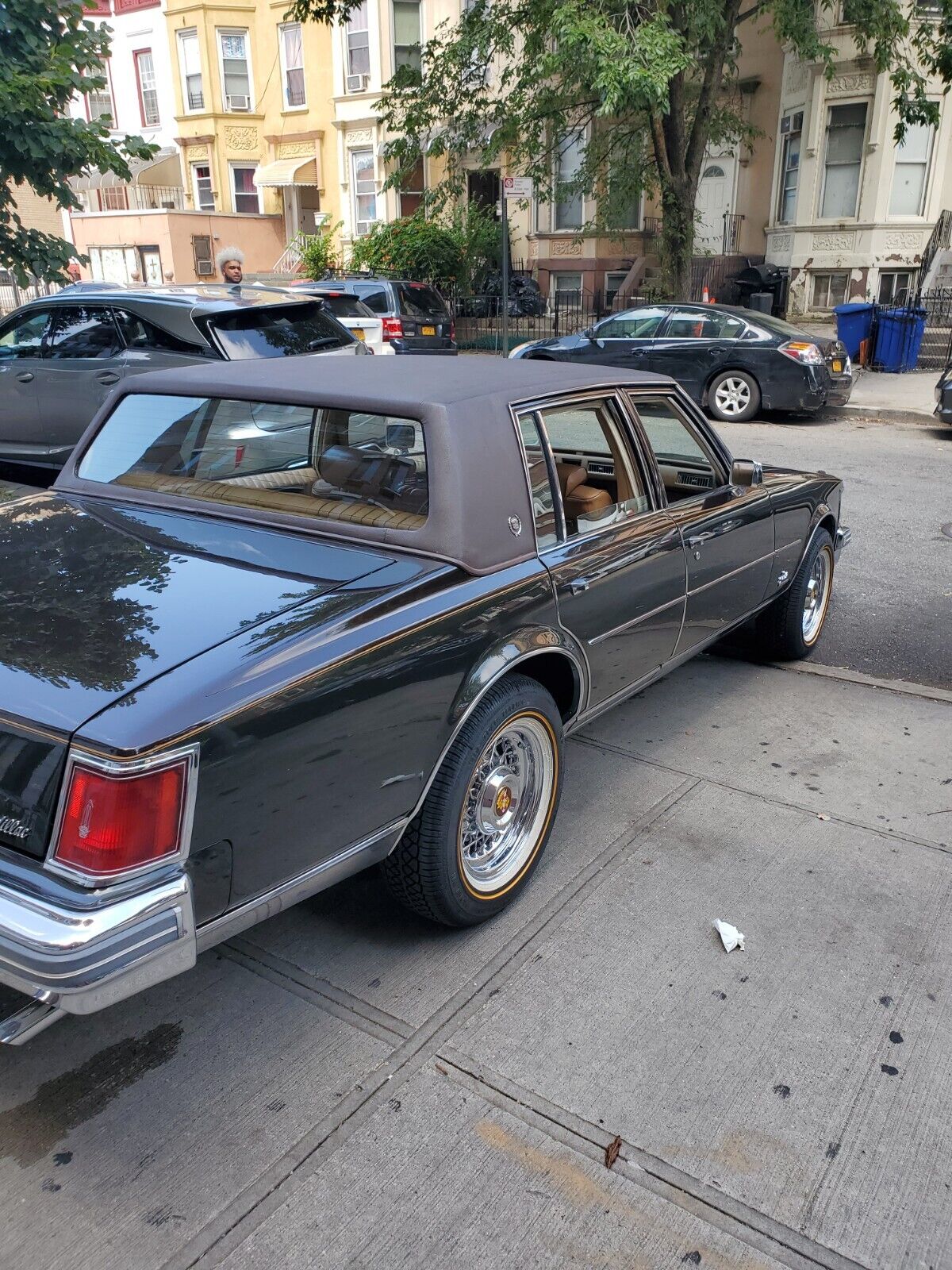 Cadillac-DeVille-Berline-1978-Brown-beige-61155-11