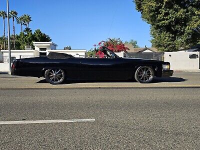 Cadillac-DeVille-Cabriolet-1979-Black-Red-180247-29