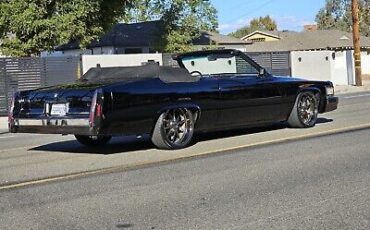 Cadillac-DeVille-Cabriolet-1979-Black-Red-180247-30