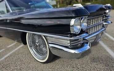 Cadillac-DeVille-Coupe-1963-22