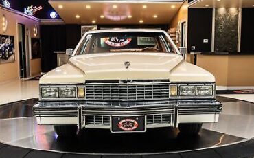 Cadillac-DeVille-Coupe-1977-6