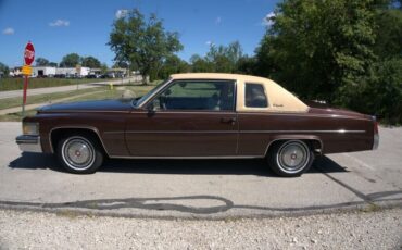 Cadillac-DeVille-Coupe-1977-Brown-Tan-80689-2