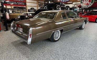 Cadillac-DeVille-Coupe-1979-9