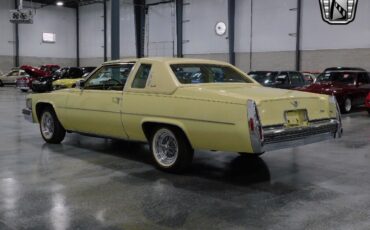 Cadillac-DeVille-Coupe-1979-Yellow-Yellow-84679-3