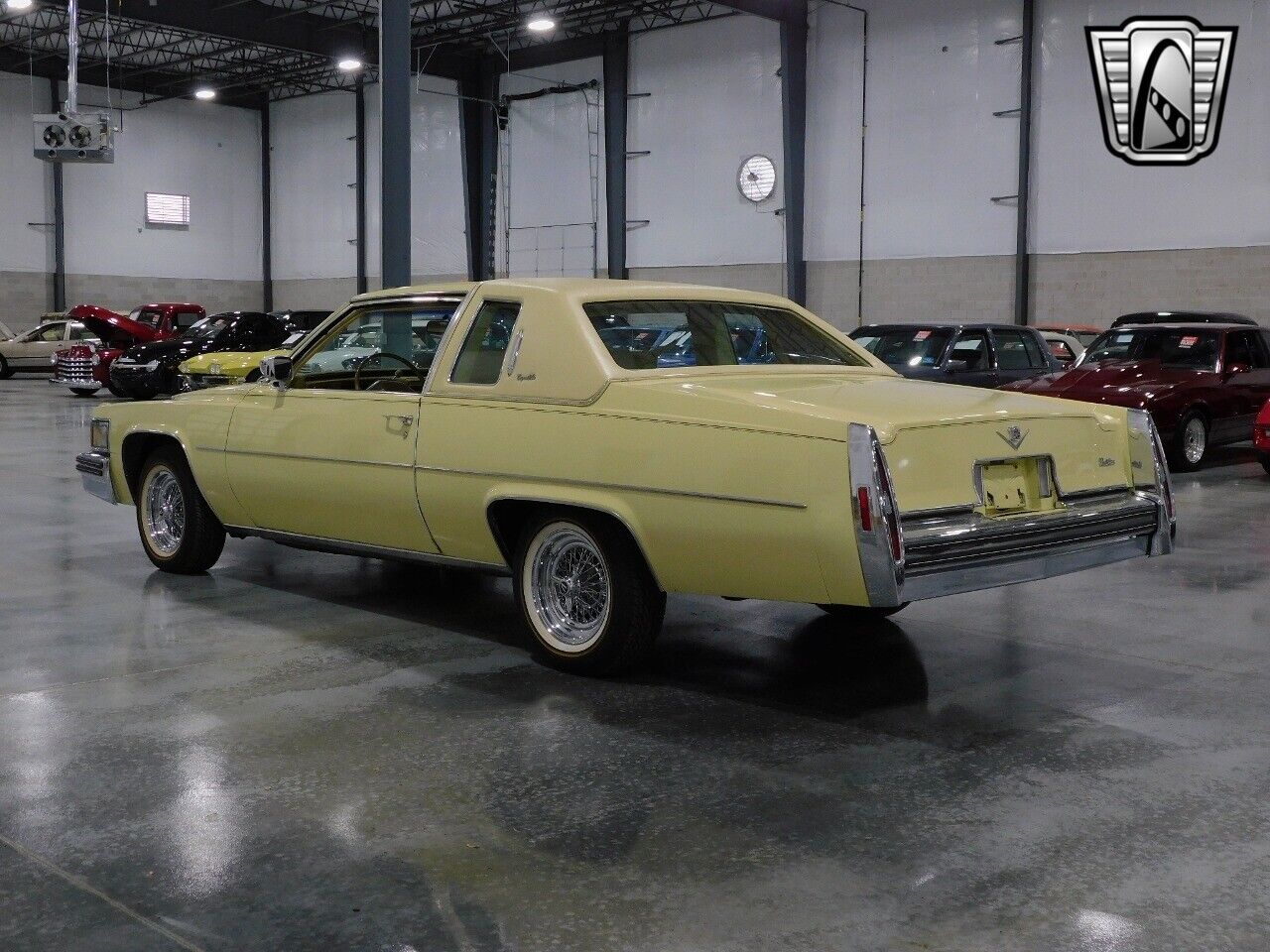 Cadillac-DeVille-Coupe-1979-Yellow-Yellow-84679-3