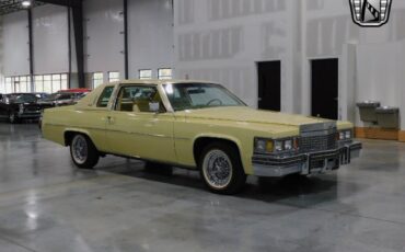 Cadillac-DeVille-Coupe-1979-Yellow-Yellow-84679-5