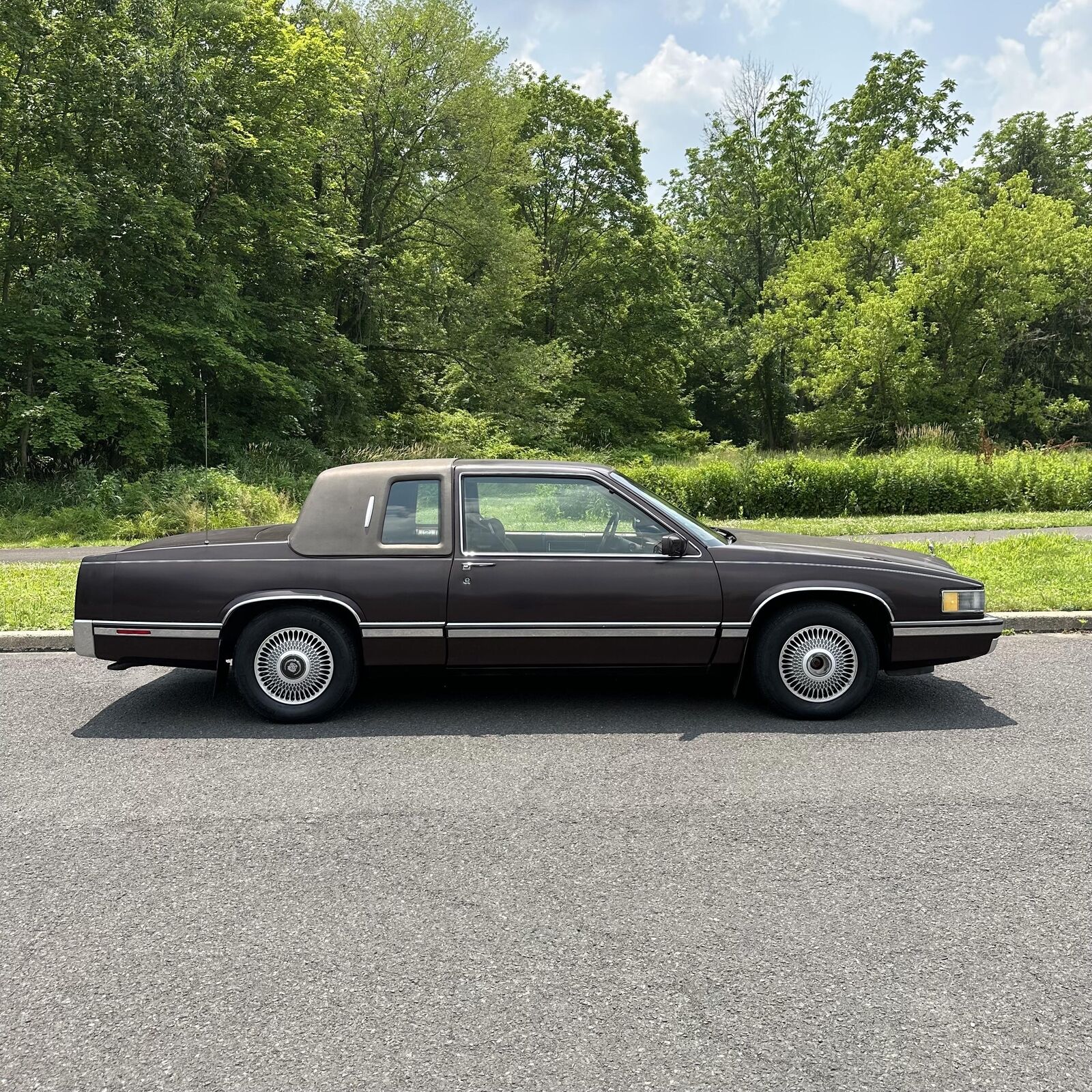 Cadillac-DeVille-Coupe-1993-Burgundy-Red-54911-1