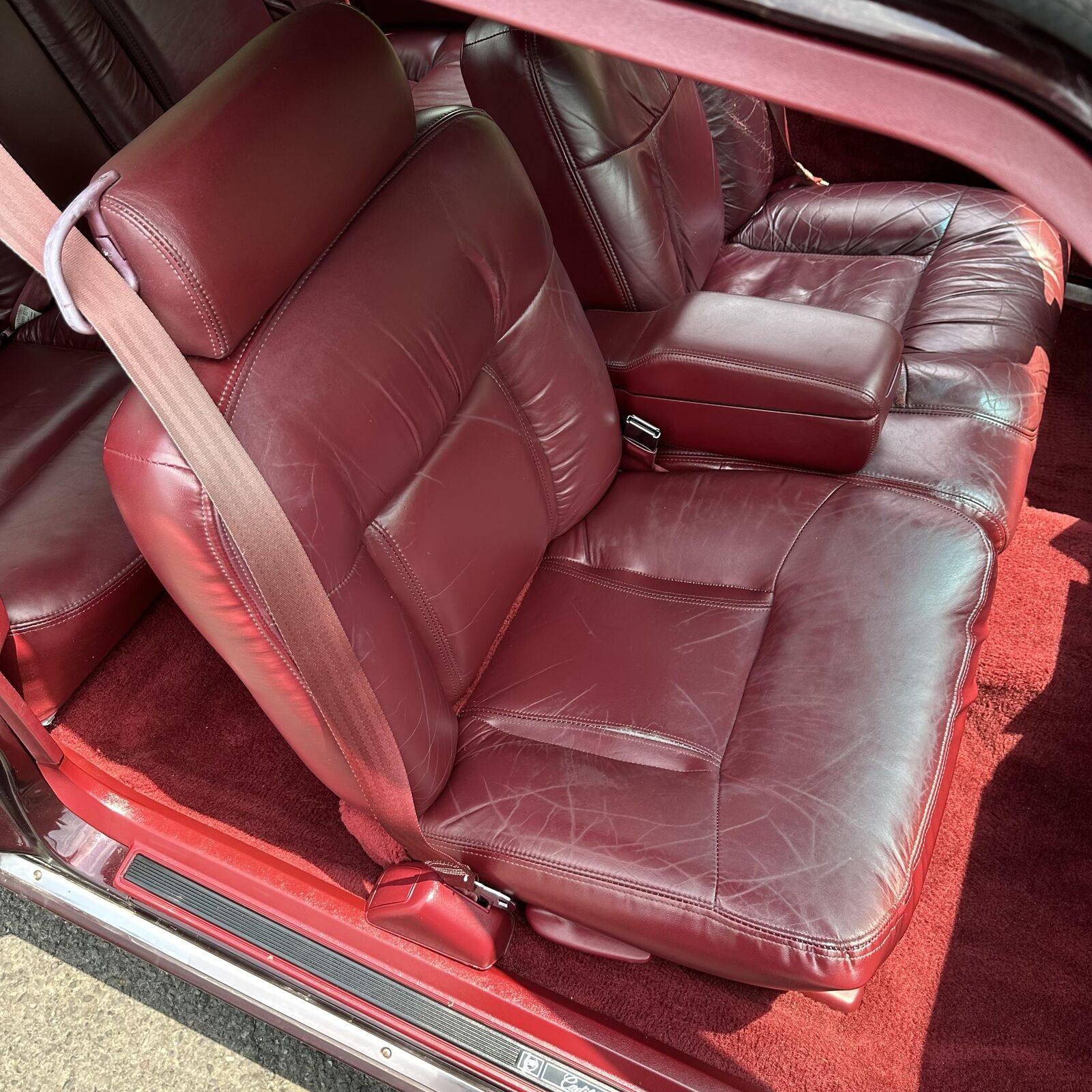 Cadillac-DeVille-Coupe-1993-Burgundy-Red-54911-17