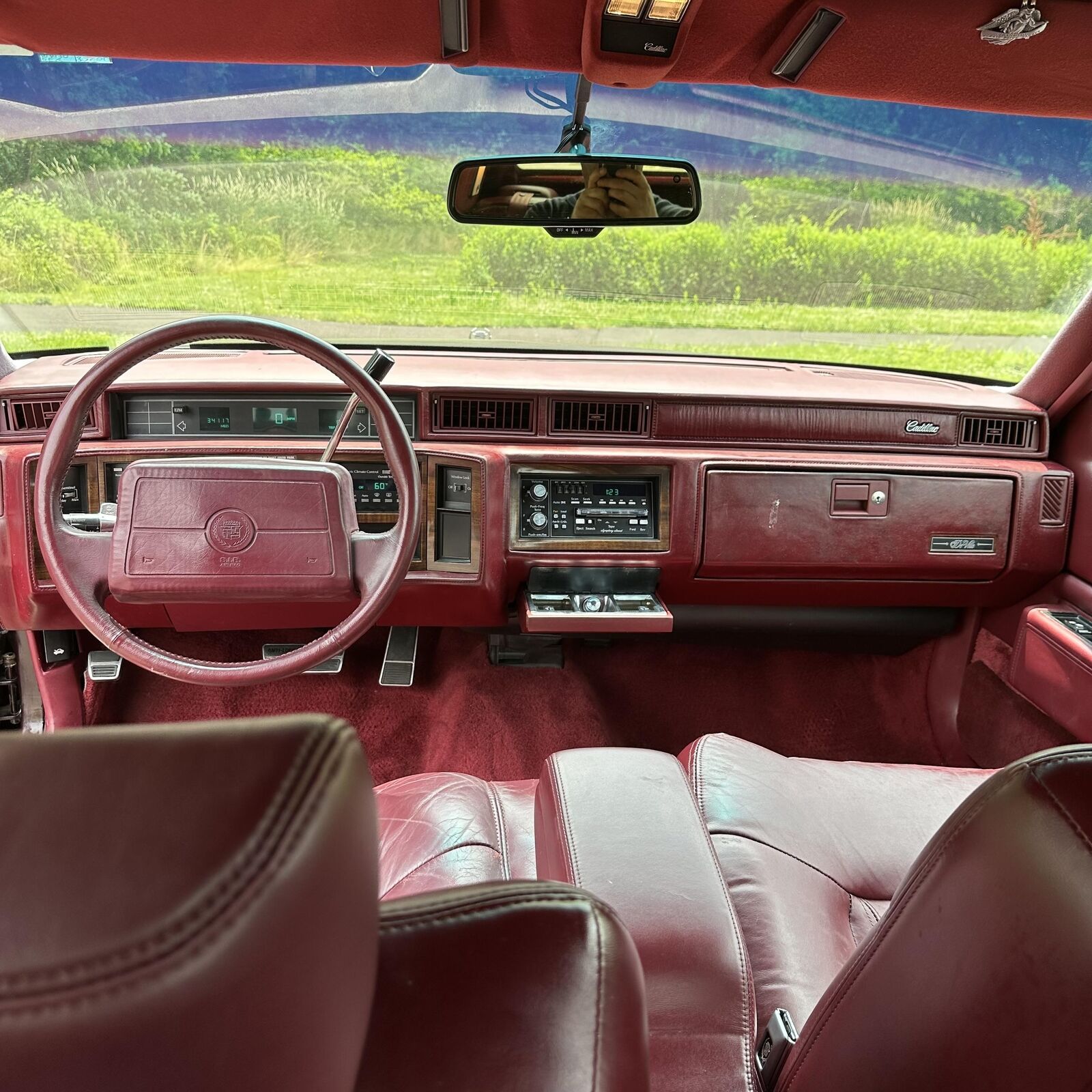 Cadillac-DeVille-Coupe-1993-Burgundy-Red-54911-21