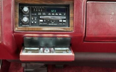 Cadillac-DeVille-Coupe-1993-Burgundy-Red-54911-28