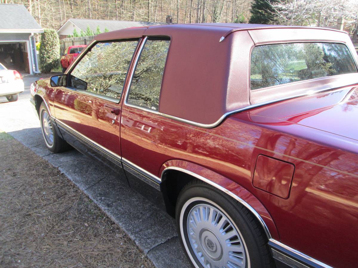 Cadillac-Deville-1991-red-106599-2