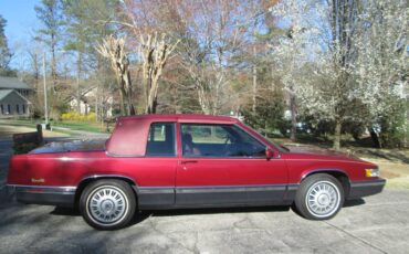 Cadillac-Deville-1991-red-106599