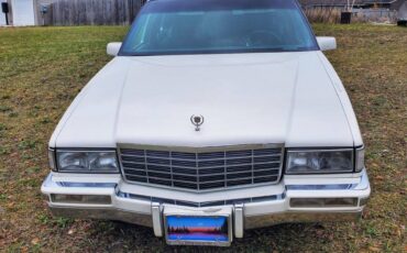 Cadillac-Deville-1991-white-180246-4