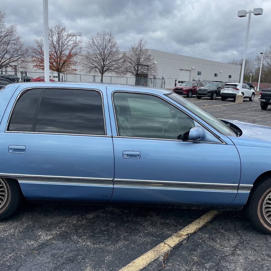 Cadillac-Deville-1994-blue-180898-11