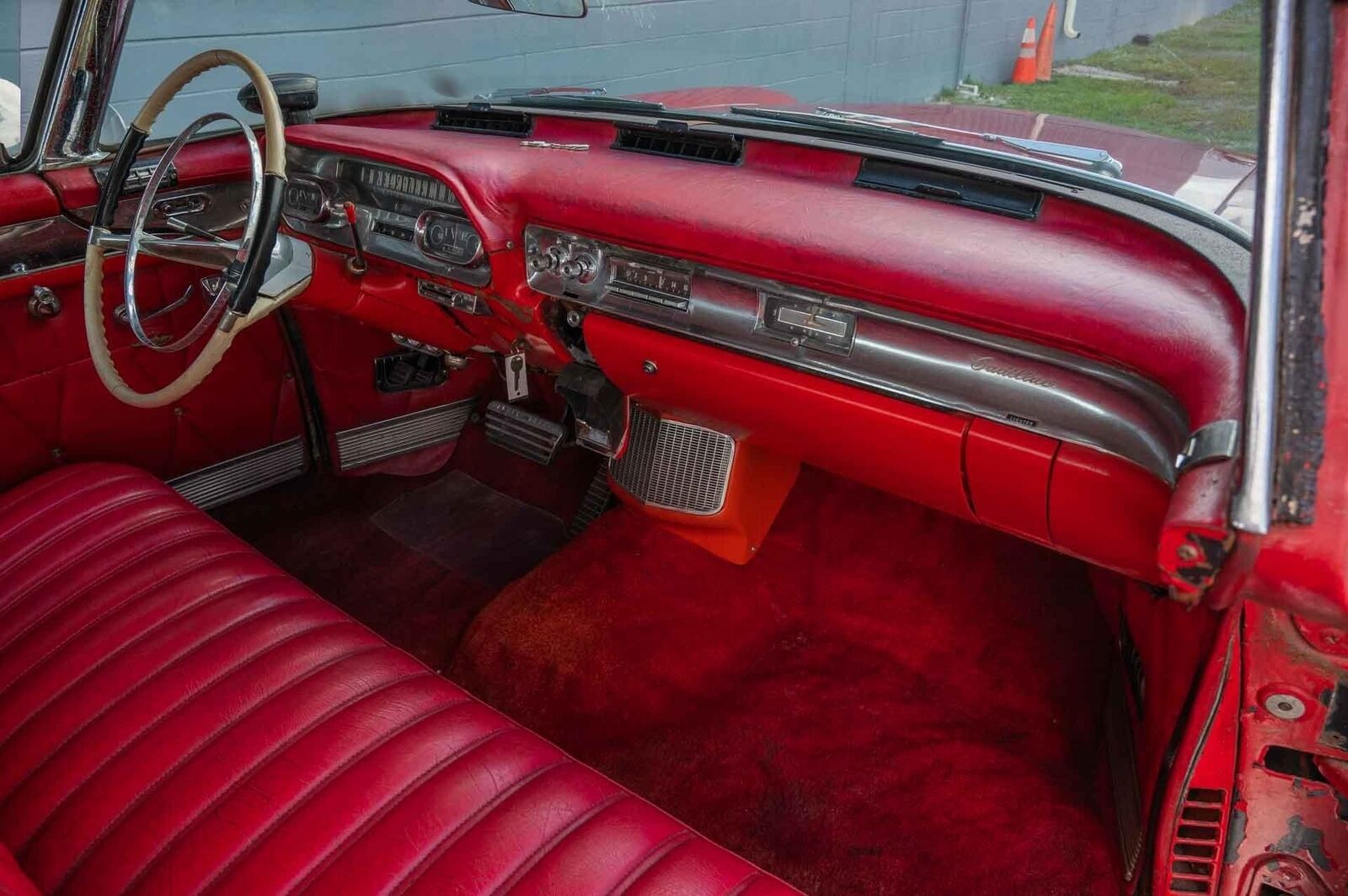 Cadillac-Eldorado-1957-Red-Red-71817-10