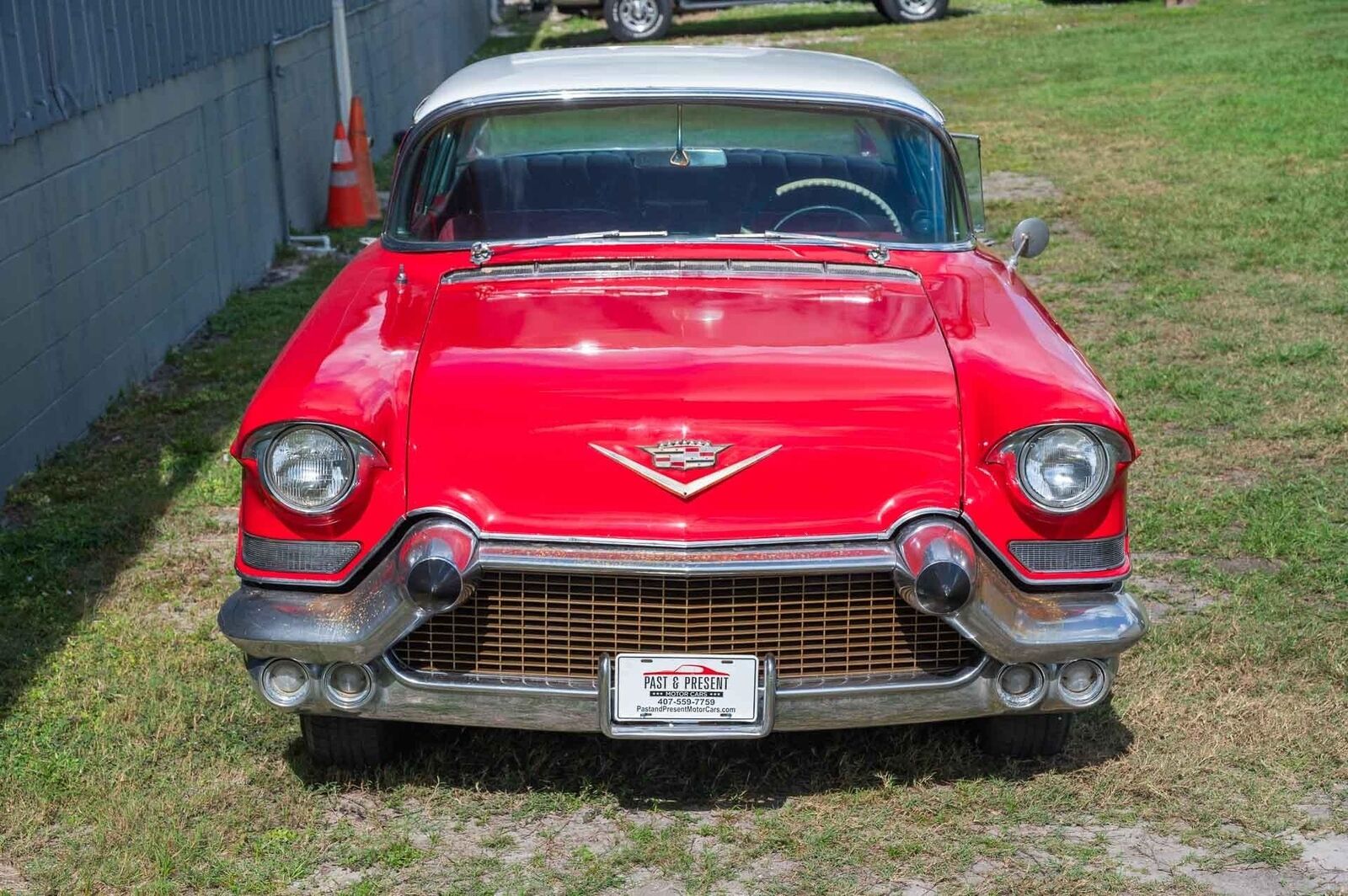 Cadillac-Eldorado-1957-Red-Red-71817-24