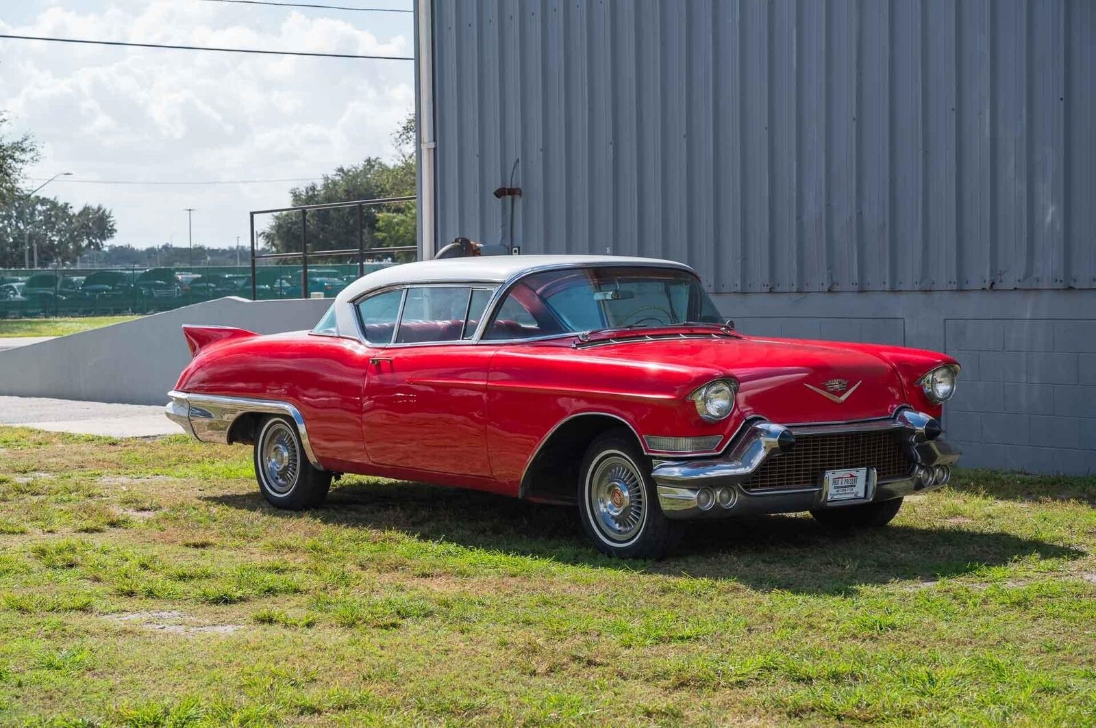 Cadillac-Eldorado-1957-Red-Red-71817-29