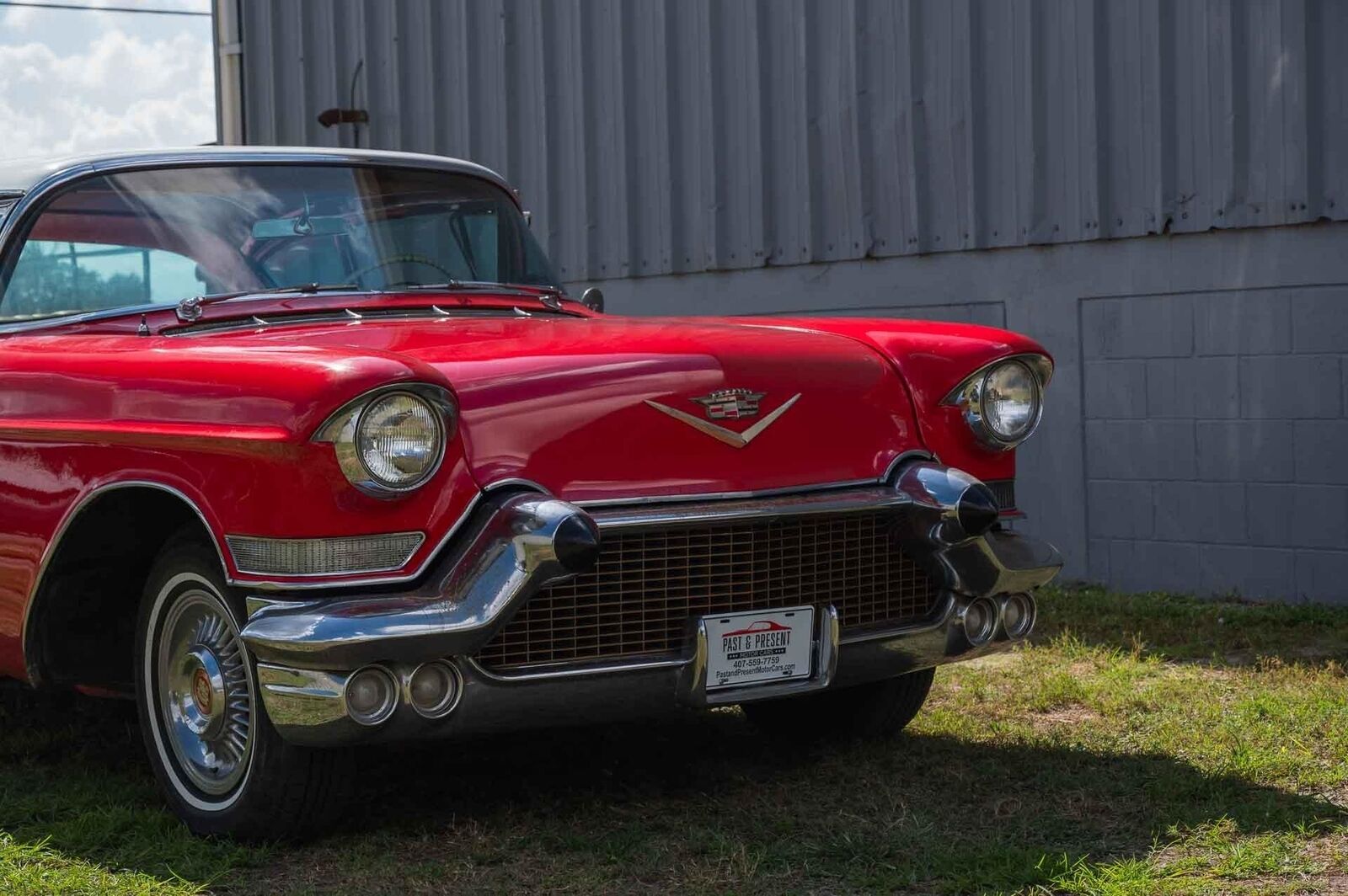 Cadillac-Eldorado-1957-Red-Red-71817-31